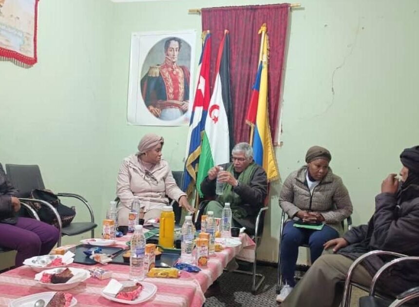 320dcc97-1be2-4a45-844b-9623bd67aadb Ministro saharaui de Educación y Formación Profesional recibe al Consejero Económico y Comercial de la Embajada de Cuba en Argelia