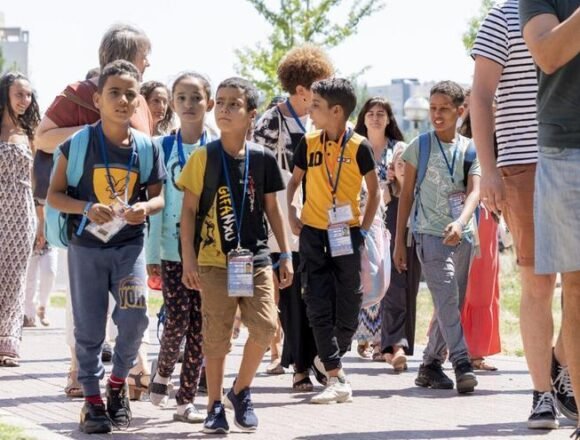 Vacaciones en Paz 2026 | Álava busca 19 familias para acoger menores saharauis el próximo verano