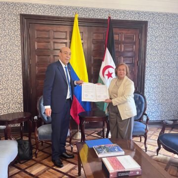 68fb704c-5cc7-4960-81d1-9ee2ff8155d8 El nuevo Embajador saharaui designado en Colombia entrega copias de estilo de sus Cartas Credenciales | Sahara Press Service (SPS)