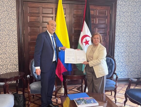 68fb704c-5cc7-4960-81d1-9ee2ff8155d8 El nuevo Embajador saharaui designado en Colombia entrega copias de estilo de sus Cartas Credenciales | Sahara Press Service (SPS)