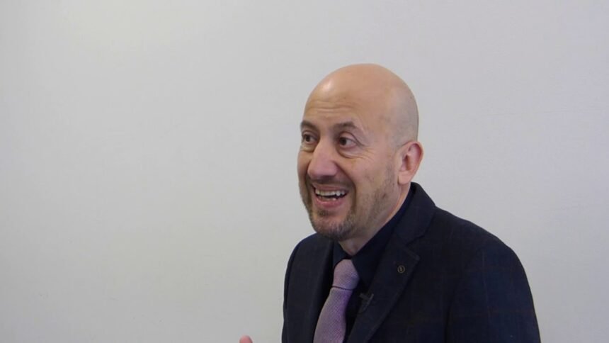 Carlos Ruíz Miguel: ‘¿Alguien piensa que Marruecos va a aceptar un referéndum para que el pueblo del Sáhara diga no a la autonomía?’ | NR | Periodismo alternativo