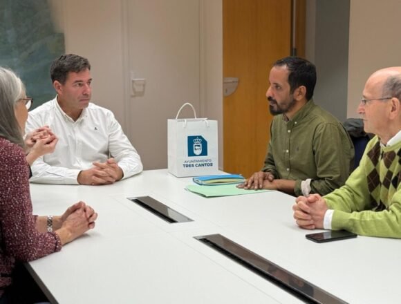 El Ayuntamiento de Tres Cantos acoge la visita del nuevo Delegado saharaui para la Comunidad de Madrid