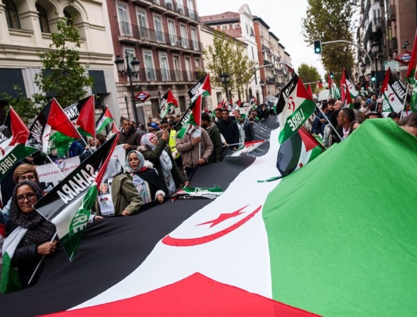 El año en el que los saharauis cumplieron medio siglo de exilio… y España reforzó su alianza con su verdugo, Marruecos