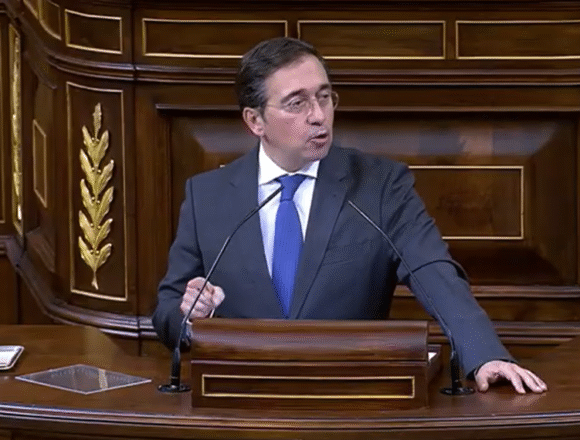 El Congreso desautoriza a Albares: todas las fuerzas, salvo el PSOE, reclaman volver al derecho internacional en el Sáhara Occidental