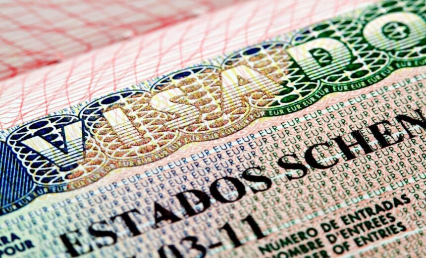 Visa Espagne : changement important pour les Algériens. Il s’applique spécifiquement aux ressortissants algériens souhaitant séjourner en Espagne plus de 90 jours.