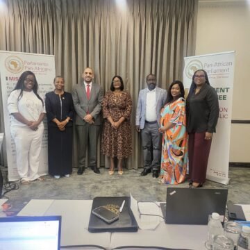 El diputado saharaui Saíd Brahim Yumani preside la reunión del Buró de la Comisión de Auditoría y Cuentas Públicas (CAPA) del Parlamento Panafricano (PAP)