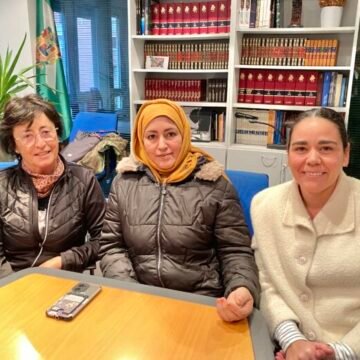 Sahara-696x522-1 UNA MATRONA SAHARAUI CUENTA LA REALIDAD DE LAS MADRES DE LOS CAMPAMENTOS DE TINDUF • Castro Punto Radio