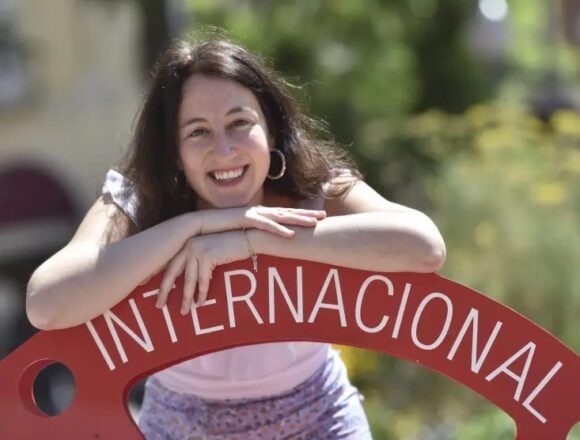 Raquel Larrosa: ‘Las mujeres saharauis son agentes de cambio, ejemplo de sus comunidades y referentes feministas para el resto del mundo’ | NR | Periodismo alternativo