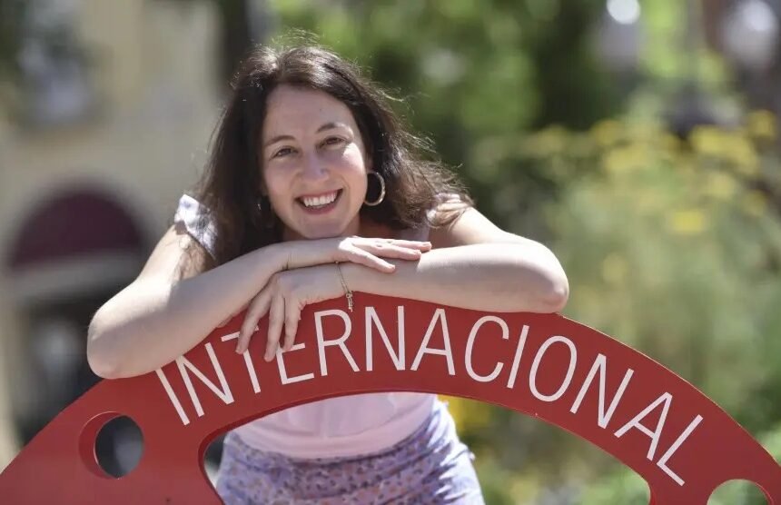image-9-118 Raquel Larrosa: ‘Las mujeres saharauis son agentes de cambio, ejemplo de sus comunidades y referentes feministas para el resto del mundo’ | NR | Periodismo alternativo