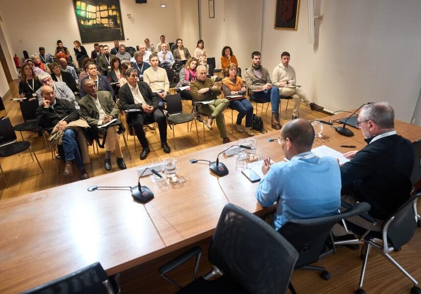 2-21-2-26 Parlamentarios autonómicos reiteran el rechazo al “giro” de Sánchez sobre el Sáhara Occidental en la «Declaración de Navarra»