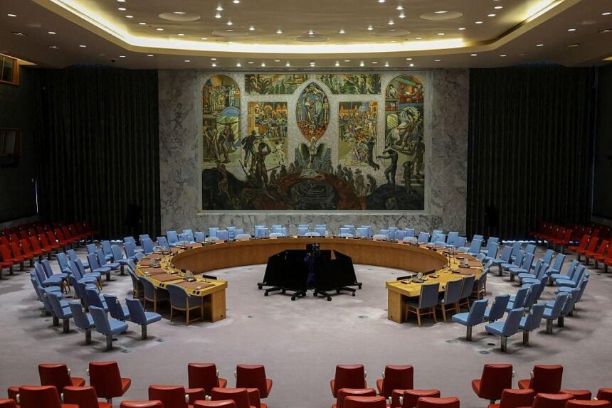 La propuesta del Frente Polisario de 2007 ante la ONU: el plan que sigue ofreciendo una salida legal al conflicto del Sáhara Occidental – Carlos C. García