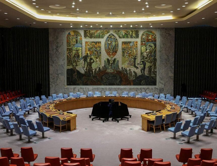 La propuesta del Frente Polisario de 2007 ante la ONU: el plan que sigue ofreciendo una salida legal al conflicto del Sáhara Occidental – Carlos C. García