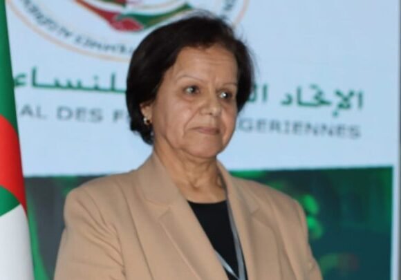 La secretaria general de la Unión Nacional de Mujeres Saharauis felicita a  Halima Lekhal por su nombramiento al frente de la Unión de Mujeres Argelinas | Sahara Press Service (SPS)