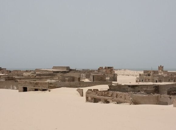 La Güera, historia bajo la arena  | ONG Ajuda als pobles