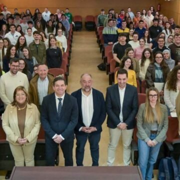 70 estudiantes de la Universidad de Castilla-La Mancha realizarán prácticas educativas en los campamentos saharauis de Tinduf