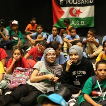 d5e4ef15-7048-412f-a567-c850594aca5c_16-9-discover-aspect-ratio_default_0 ANAS necesita familias para acoger en Navarra a 12 menores saharauis este verano