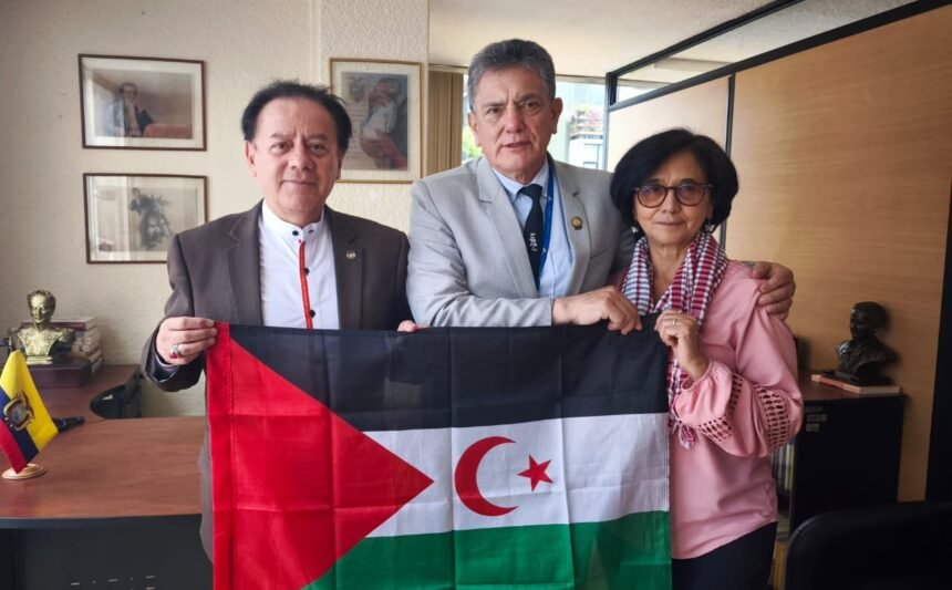 Parlamentarios de Ecuador reciben a la Asociación de Amistad con el Pueblo Saharaui en la Asamblea Nacional