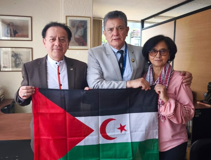 Parlamentarios de Ecuador reciben a la Asociación de Amistad con el Pueblo Saharaui en la Asamblea Nacional