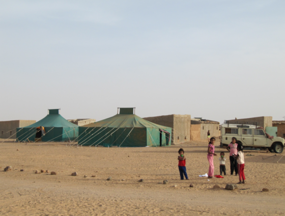 viaje2010Jaima Sáhara Occidental: crecen las críticas por la exclusión de los saharauis apátridas de la regularización en España