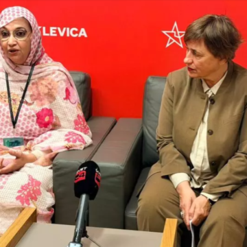 Aminatu Haidar vuelve al centro de la actividad internacional sobre el Sáhara Occidental desde el Parlamento esloveno