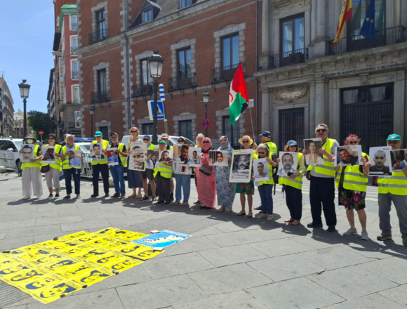 aminetuPresos Aminetu Haidar se suma ante Exteriores en Madrid a la exigencia de libertad para los presos políticos saharauis