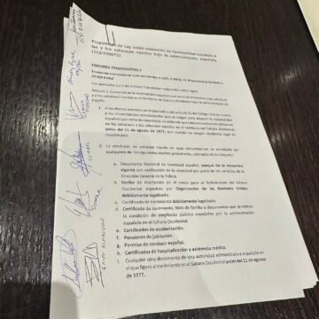 HMFPbbXWEAABiZb TEMA DEL DÍA | Qué dice exactamente el texto aprobado en ponencia sobre la Ley de Nacionalidad Saharaui