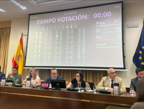 dictamenNa Pantalla de la Comisión de Justicia con el resultado de la votación de la Ley de Nacionalidad Saharaui.