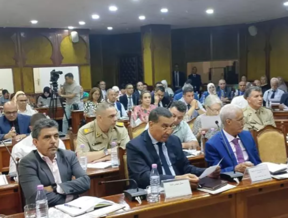 El Sáhara Occidental, bajo examen: descolonización, derecho, guerra y batalla por el relato