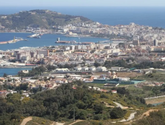 CeutaesAfrica ¿SABÍAS QUE…? | Ceuta y Melilla no están «geográficamente en Marruecos»: están en África y limitan con Marruecos